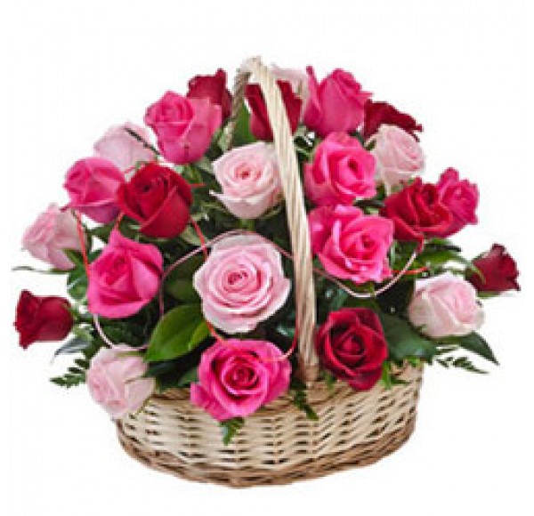 Love 15 Pink N Red Roses Basket